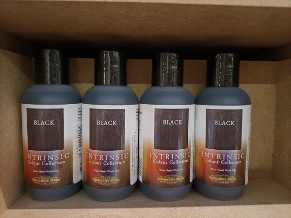 Intrinsic Wasserbeize Farbe Schwarz 125ml